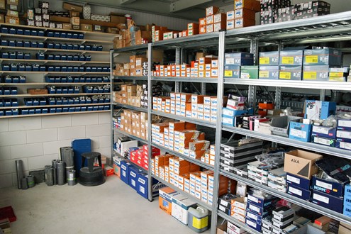 Divers materiaal op voorraad